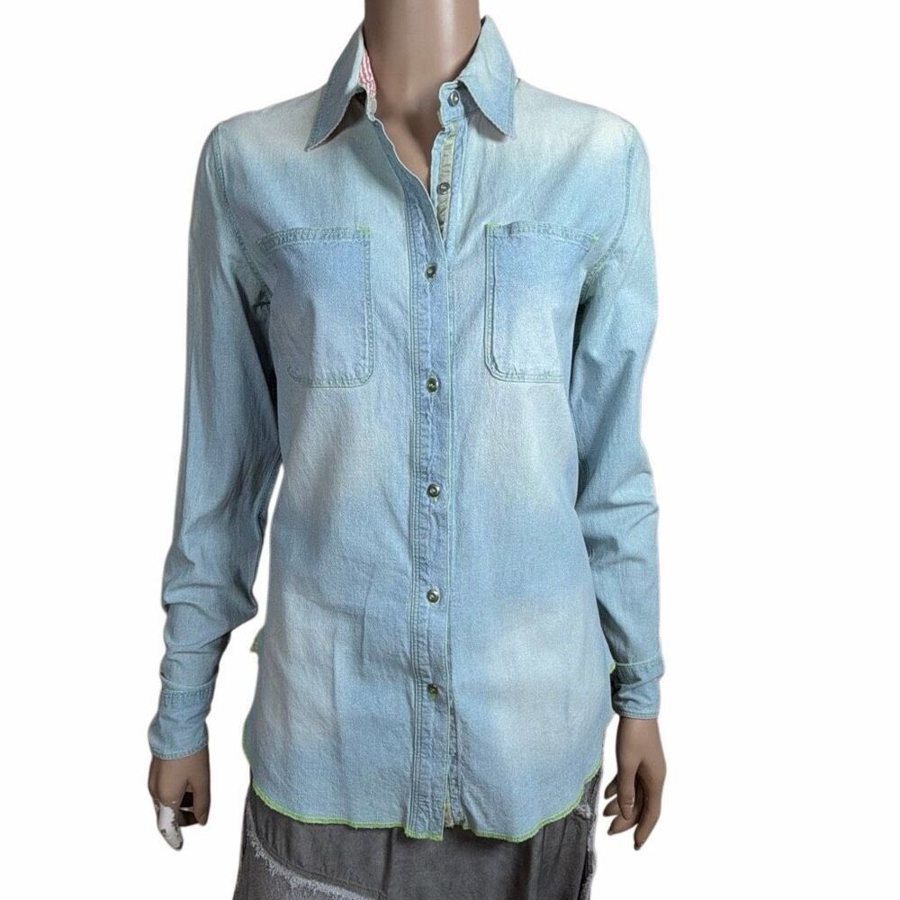 Arnold Zimberg Light Wash Denim Button-Down Shirt Pink Stripe Trim Contrast Stit